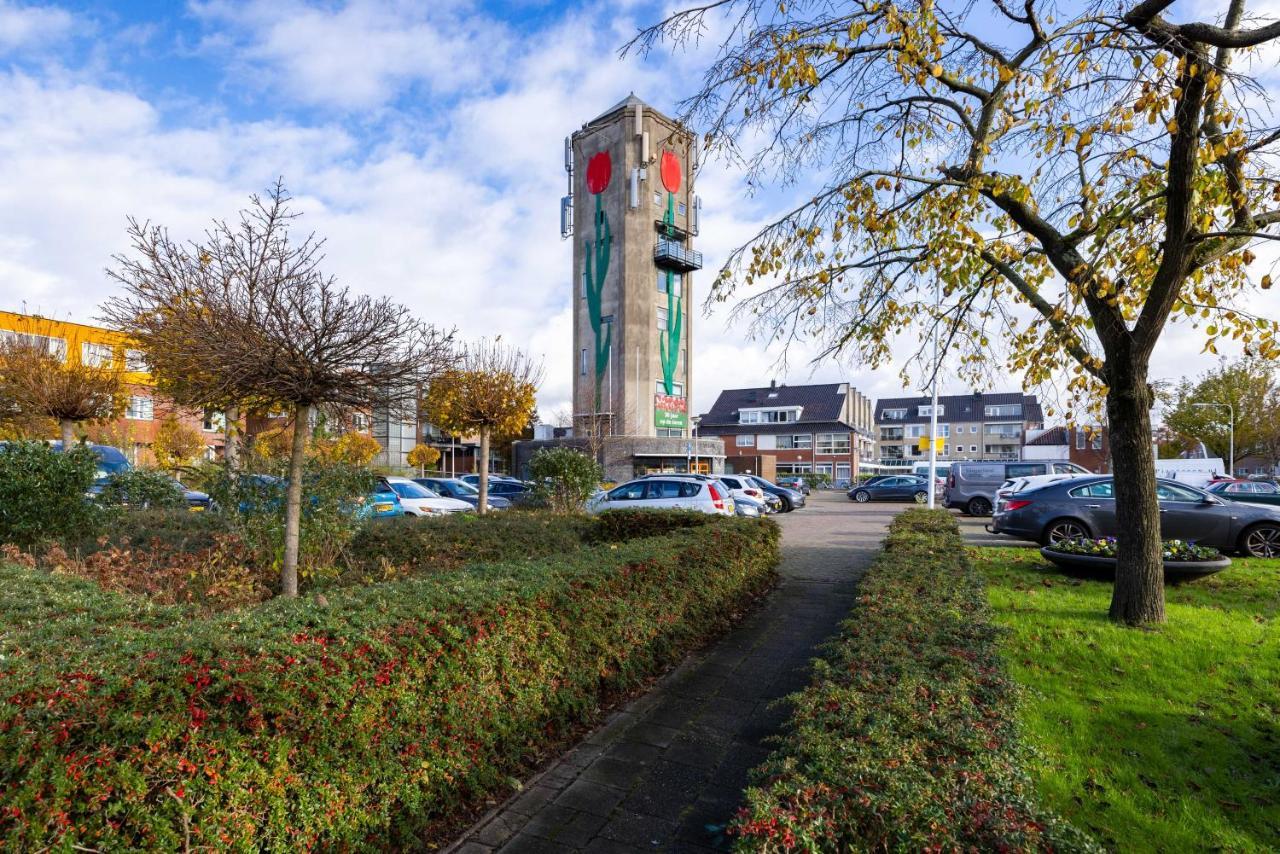 B&B De Tulpentoren Roelofarendsveen Exteriör bild